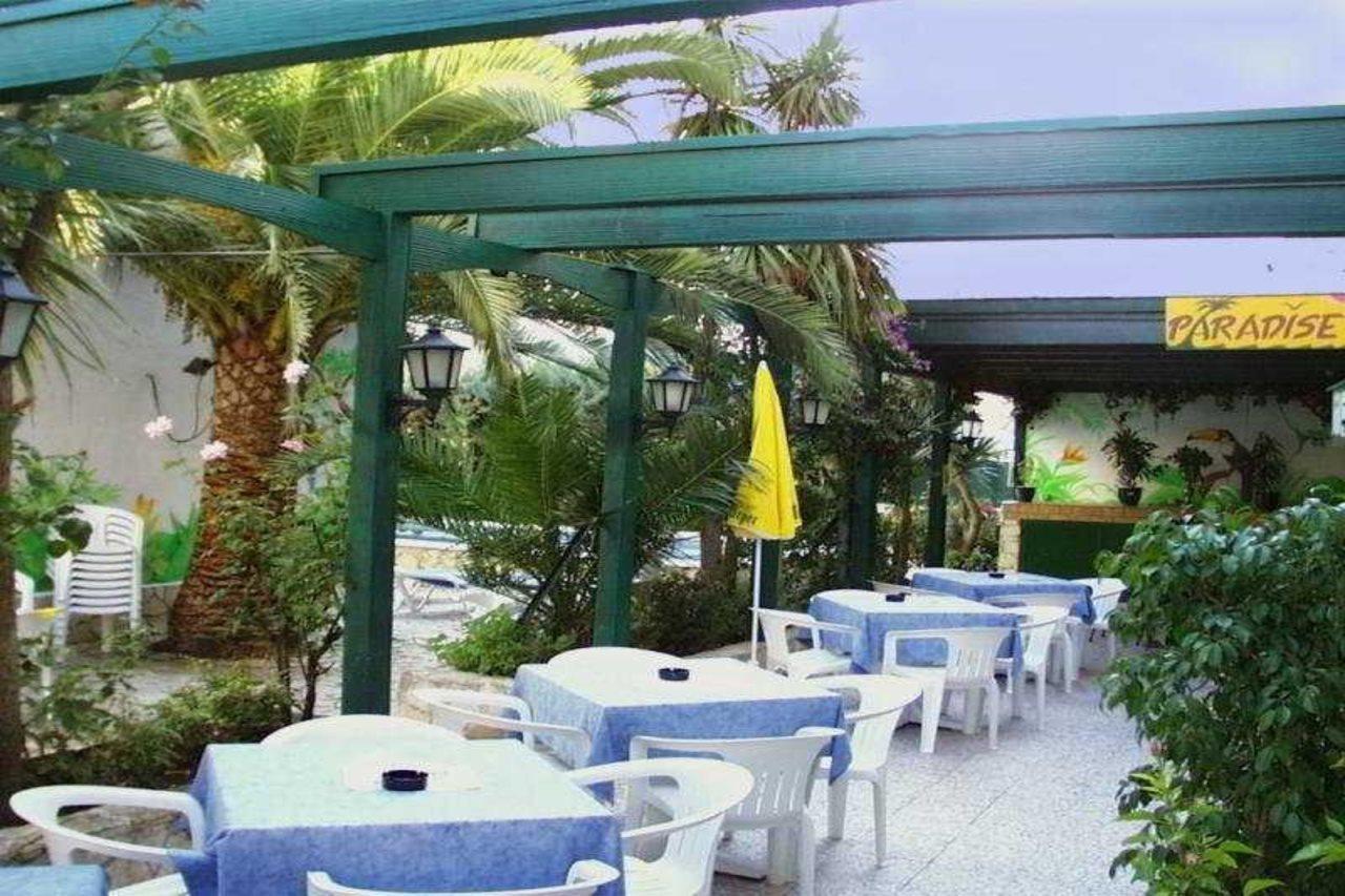 Marbella Rosas