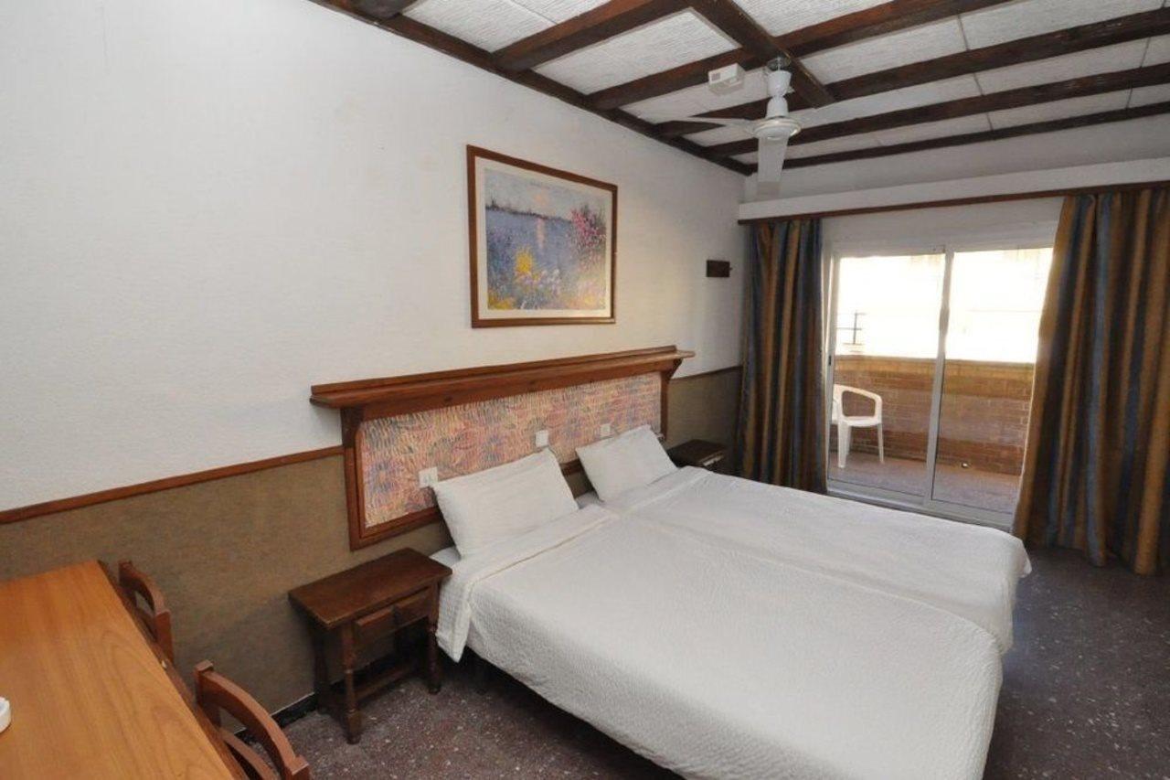 Marbella Hotel *