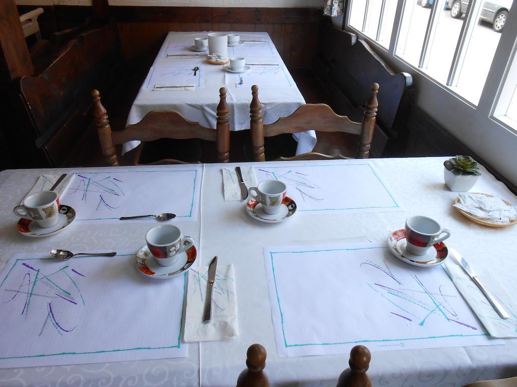 Hotel Marbella Rosas